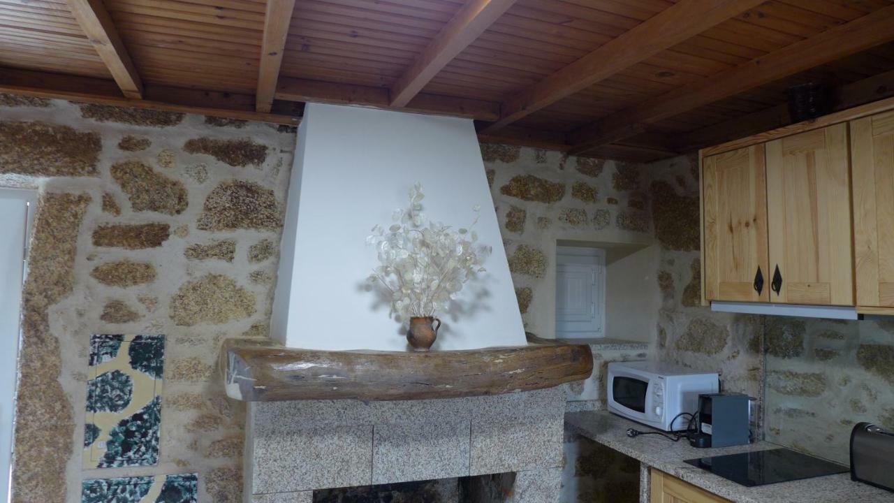 Casas Da Villa - Monsanto - Oliveira E Videira Relva  外观 照片