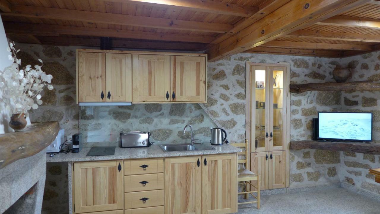 Casas Da Villa - Monsanto - Oliveira E Videira Relva  外观 照片