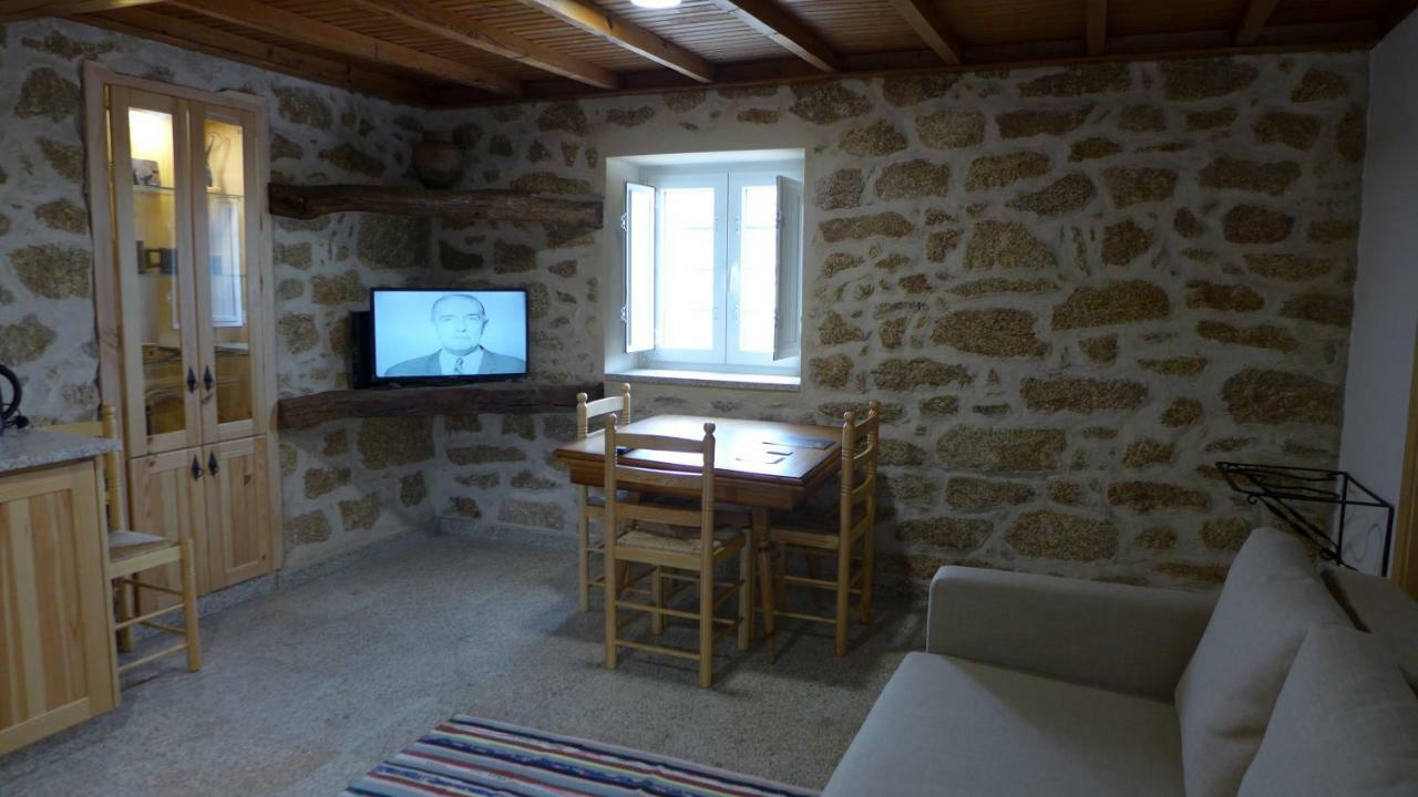 Casas Da Villa - Monsanto - Oliveira E Videira Relva  外观 照片